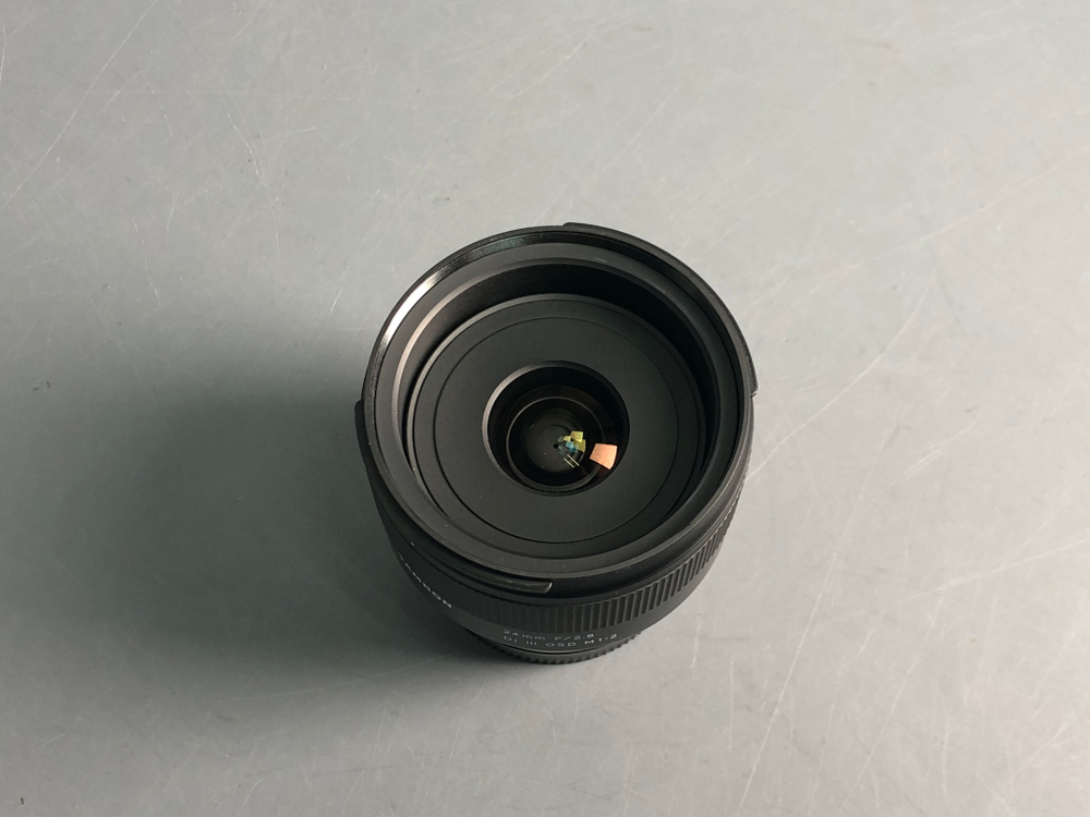 Tamron 24mm 2.8 Di III OSD Sony E F051