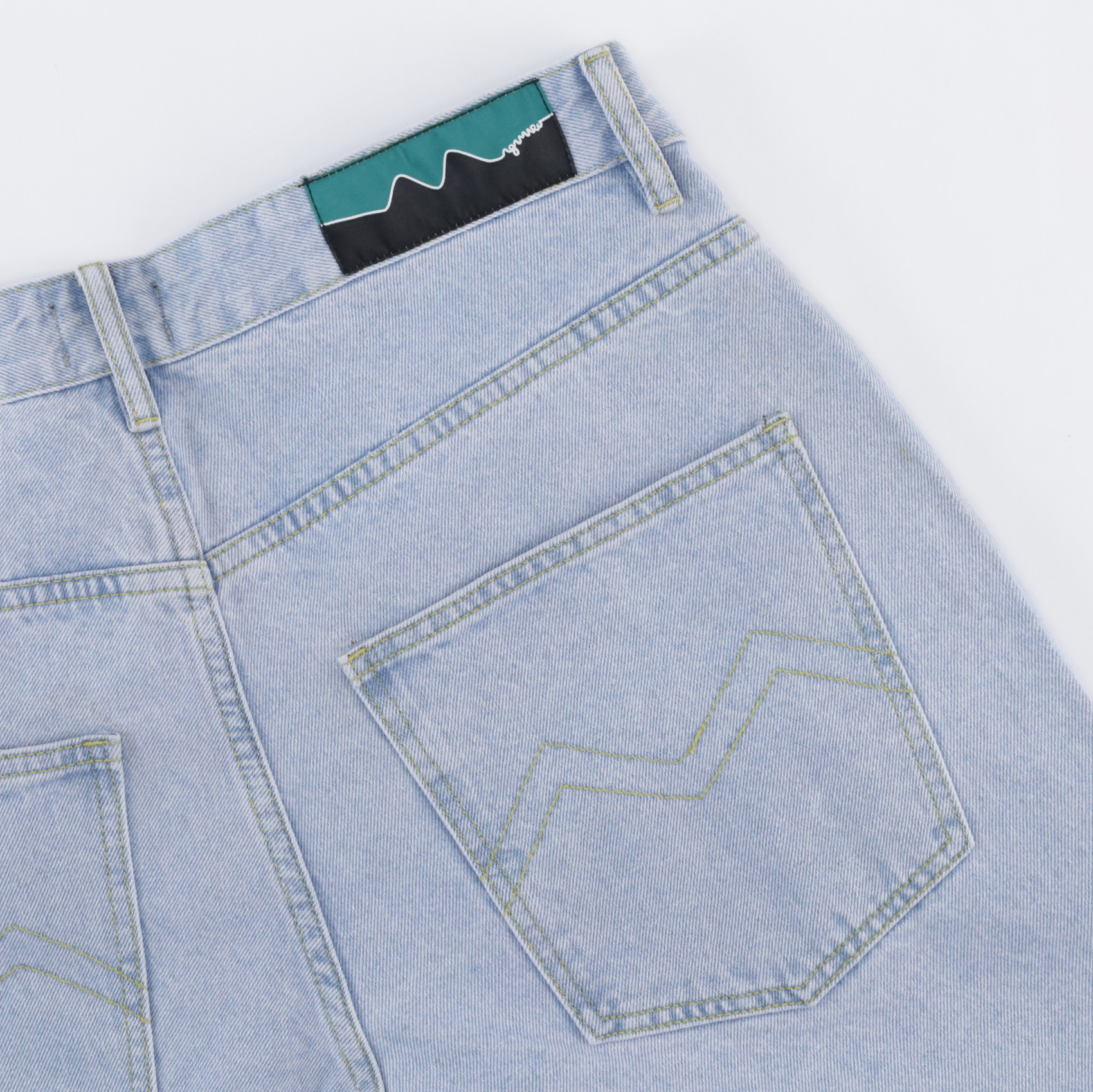Джинсы Magamaev Bigger M jeans (blue/bleached) артикул: - купить в магазине Дайс