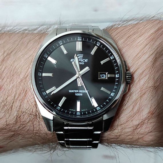 Наручные часы Casio EFV-150D-1A