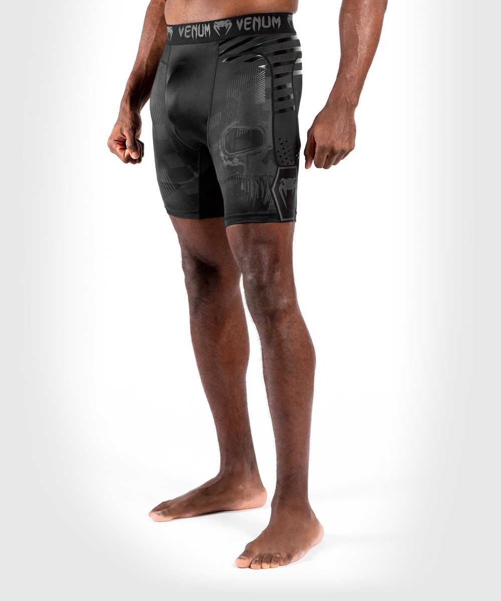 Компрессионные шорты Venum Skull Vale Tudo Shorts Black/Black