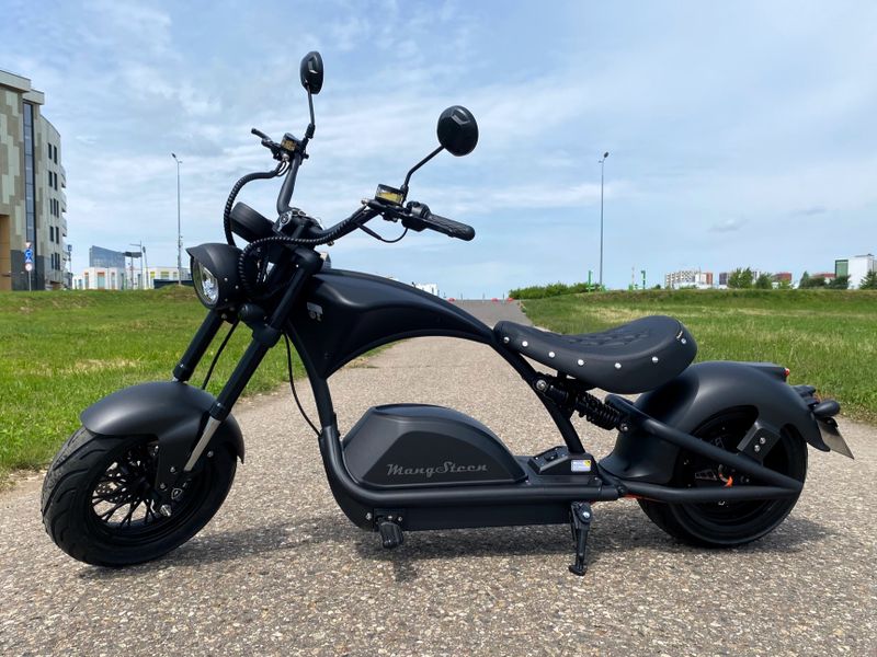 Электрический скутер Mangosteen M1PS Khight 60V2000W50A (В НАЛИЧИИ)