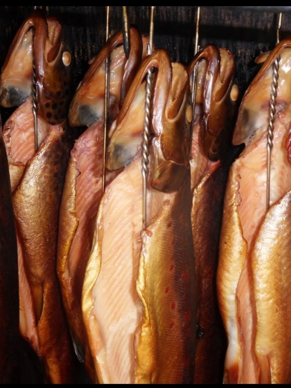 Щепа ольхи для копчения рыбы и мяса, 
мешок 60 литров, 
вес 9 - 10 кг.