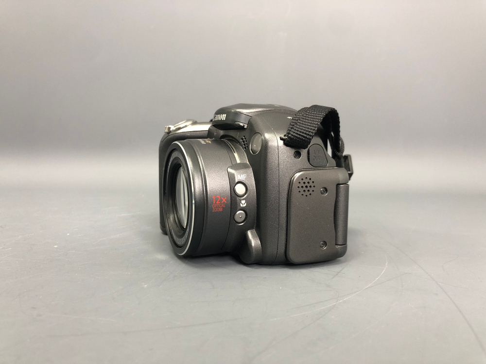 Canon PowerShot S3 IS