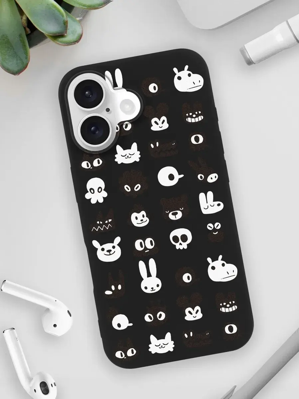 Чехол на iPhone 16