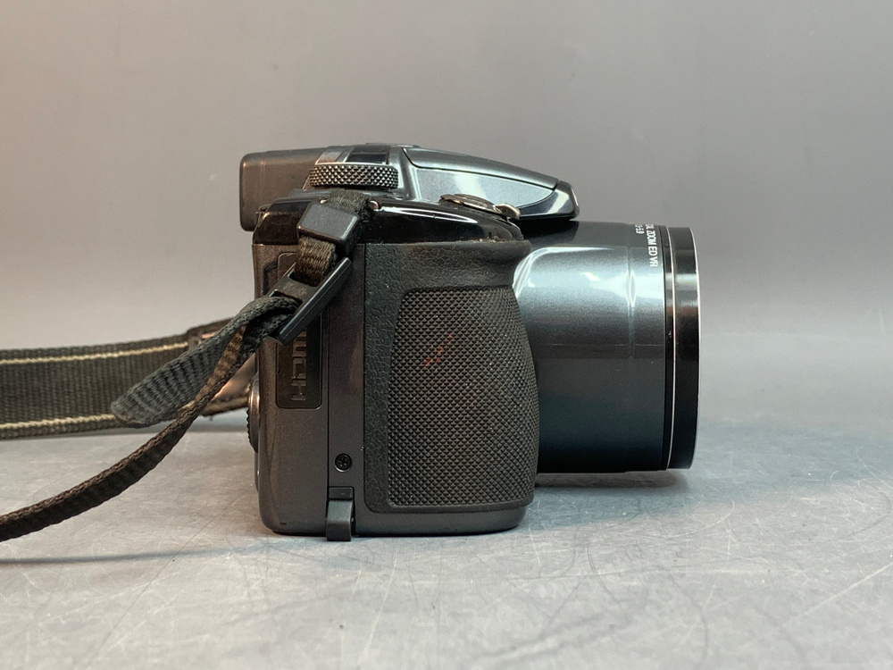 Nikon Coolpix P520