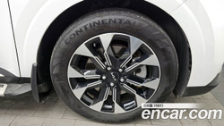 KIA Canival 9-Seater Signature — 2023
