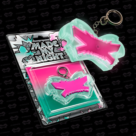 [Альбом] LE SSERAFIM - Made My Night (Glow Clicker Keychain) Pink ver