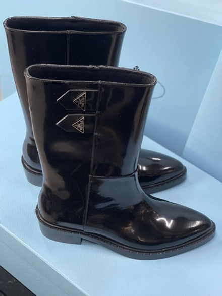 Сапоги Prada