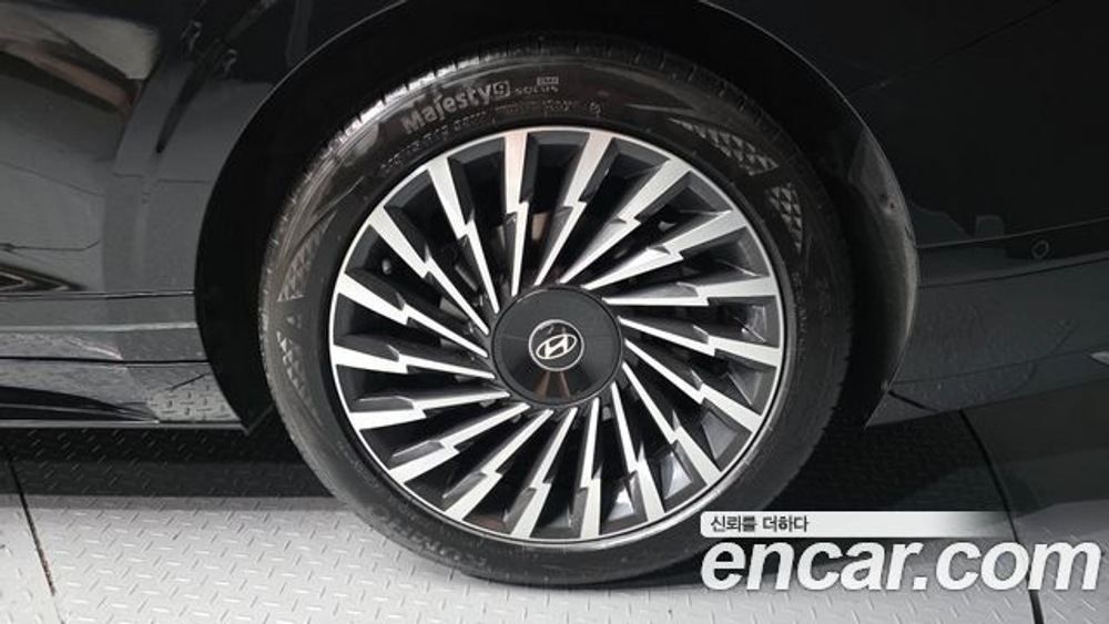 Hyundai Grandeur 2,5 Gasoline 2WD — 2023