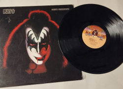 Винтажная виниловая пластинка LP Kiss Gene Simmons (USA 1978)