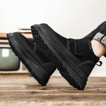 CHENGSHILUOTUO Trendy Insulated Shoes Men"s