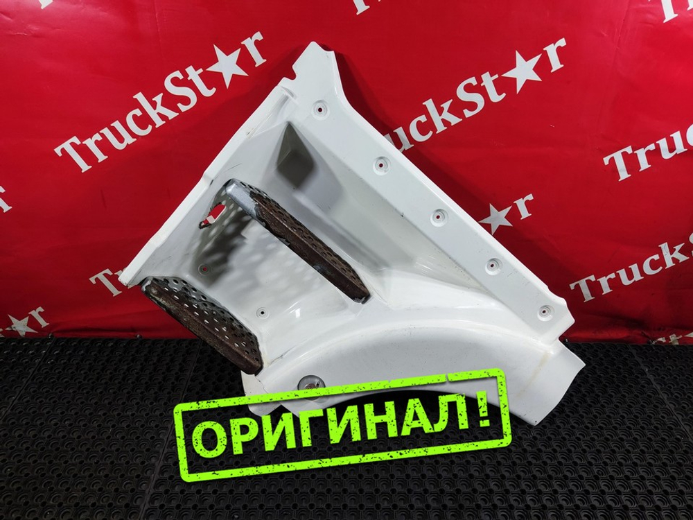 Корпус подножек левый