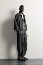 УКОРОЧЕННАЯ КУРТКА В ПОЛОСКУ — ZARA
