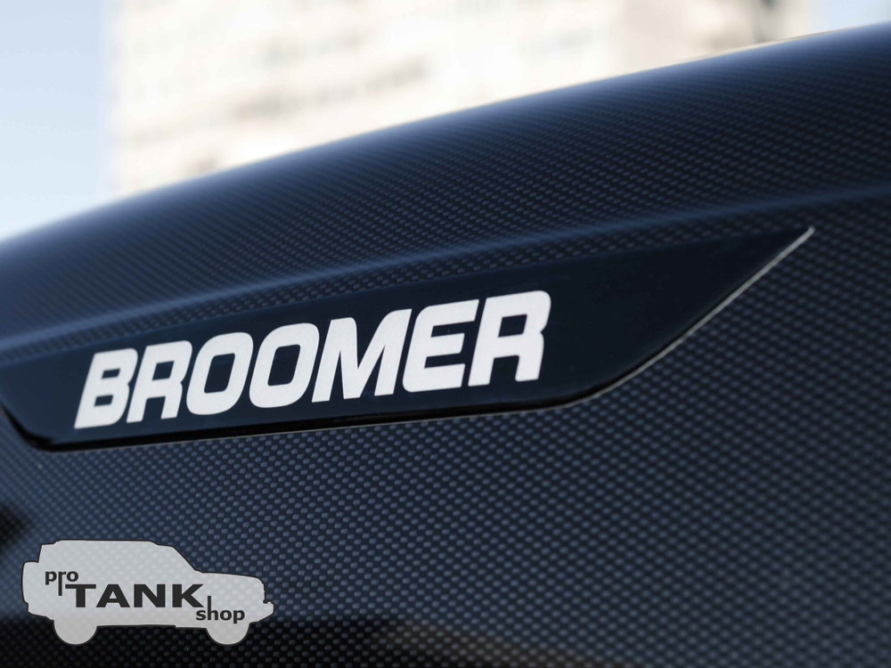 Автобокс Broomer Venture (XL) 03.129.04 (черный глянец)