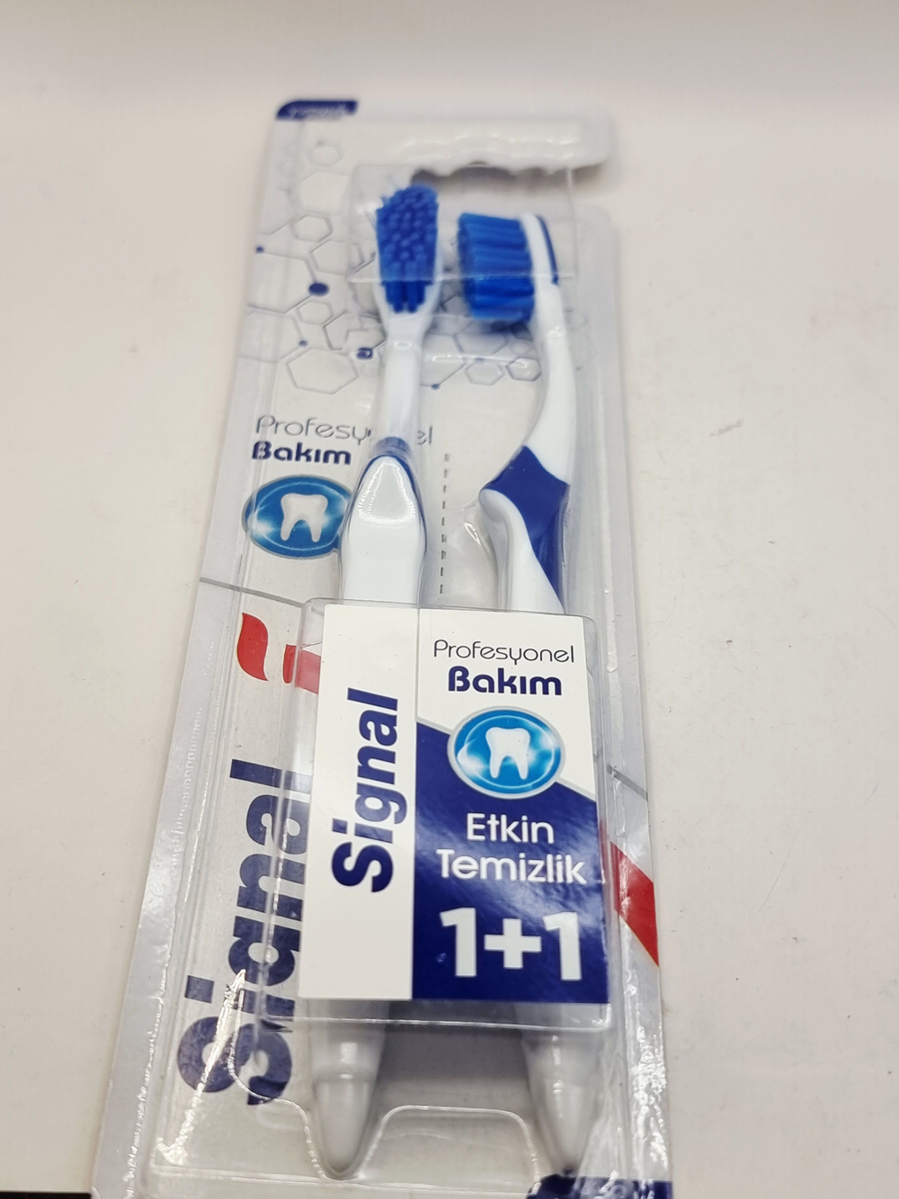 Signal набор зубных щеток Sensitive Pro 1+1, мягкая, 2 щетки в упаковке (Турция)