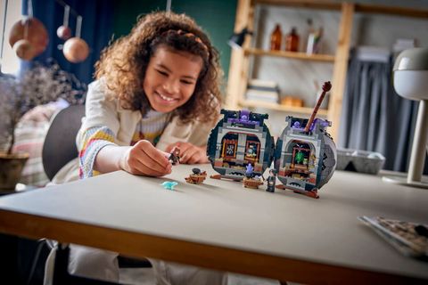 Конструктор LEGO Harry Potter 76464 Cauldron: Secret Potions Classroom