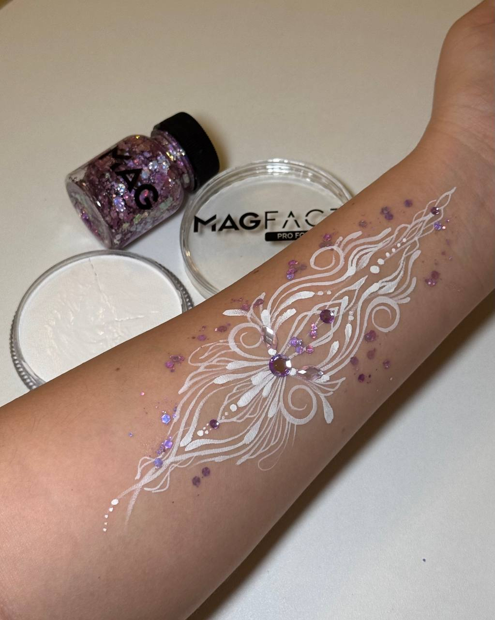 Аквагрим MAGFACE стандартный белый для линий про 30 гр