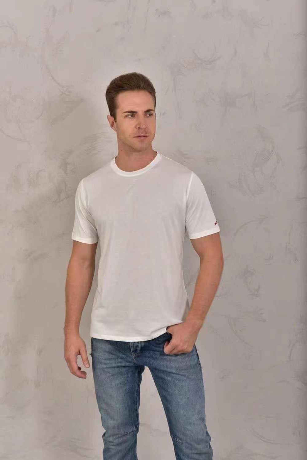Футболка Kiton