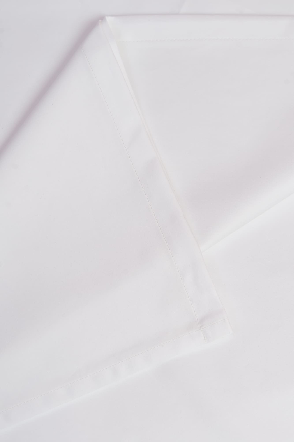 Простыня 180х240 German Grass Нобилис (Noble Traditions Glace White)