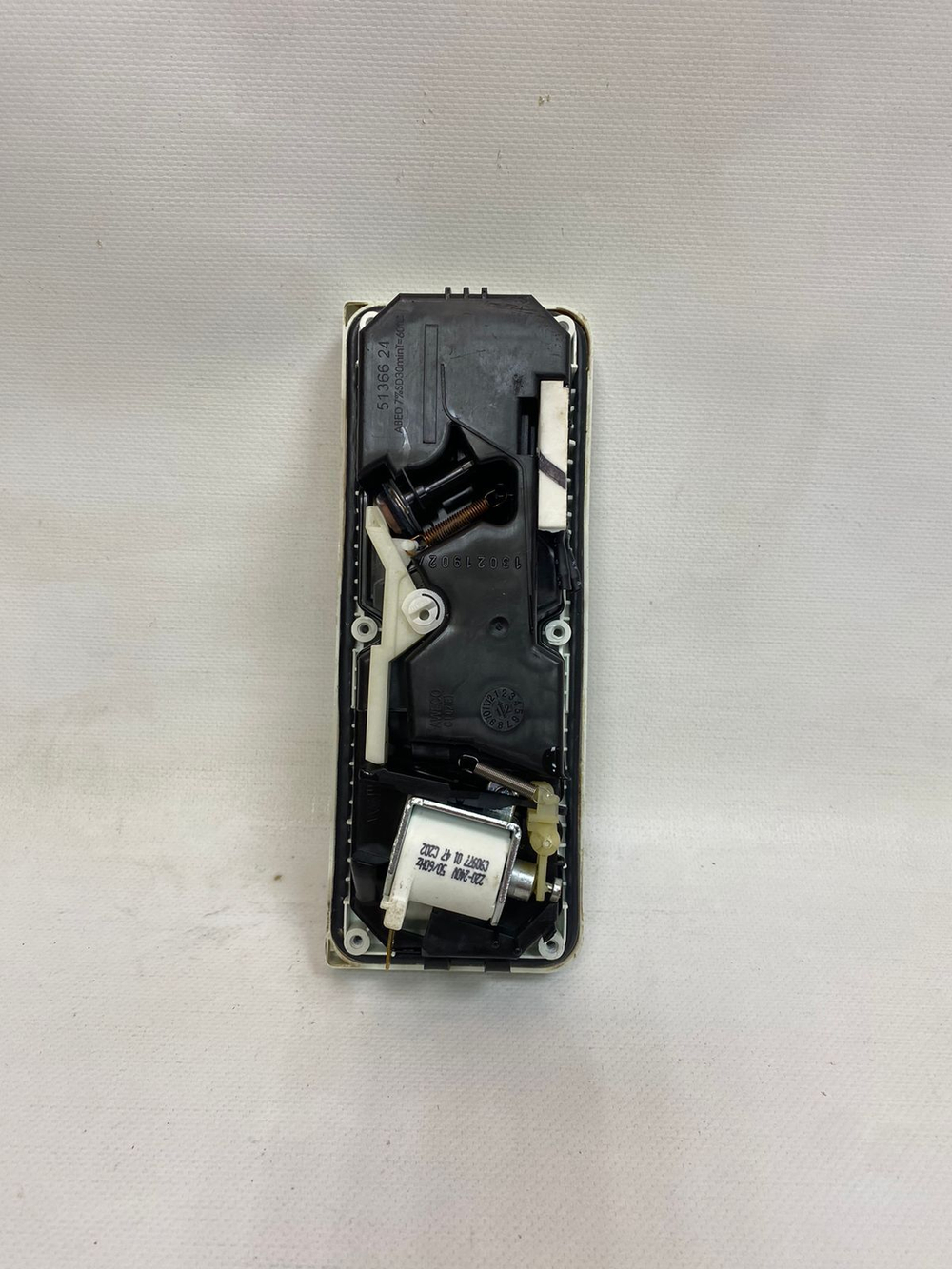 ADG110A+ ктпд22 Дозатор моющих средств для посудомоечных машин Whirlpool 480140101068 б/у