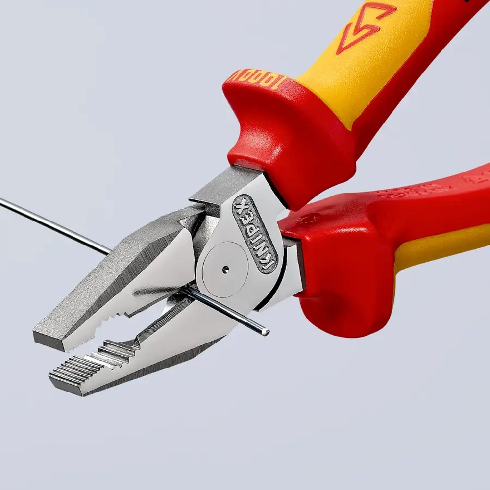 Плоскогубцы комбинированные особой мощности хромированные 225 мм Knipex 02 06 225