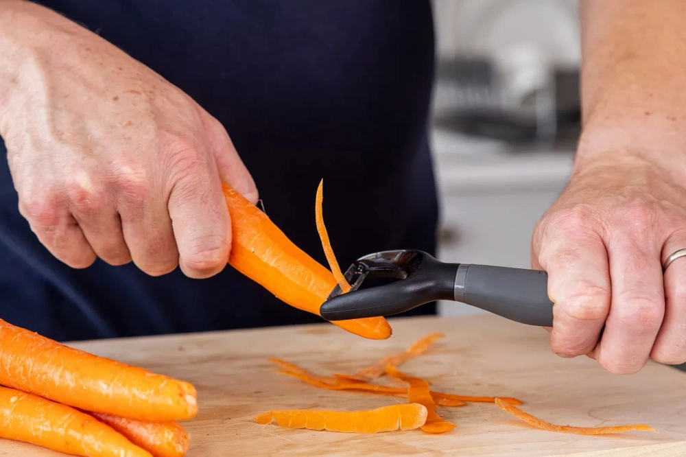KitchenAid Горизонтальный очиститель Y серый EAN 5057982102616