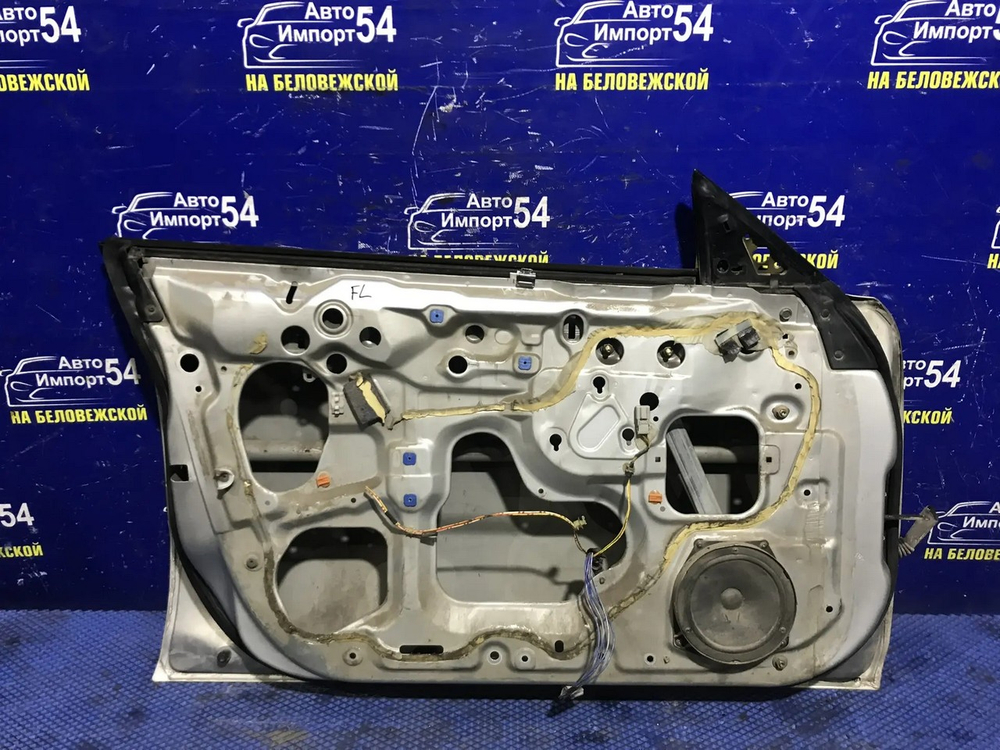 Дверь передняя левая Honda INTEGRA 1996