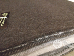 Плед из 100% шерсти 150x200 см.  MONGOLTEXTILE (Монголия) - коричневый/серый (MT-046)