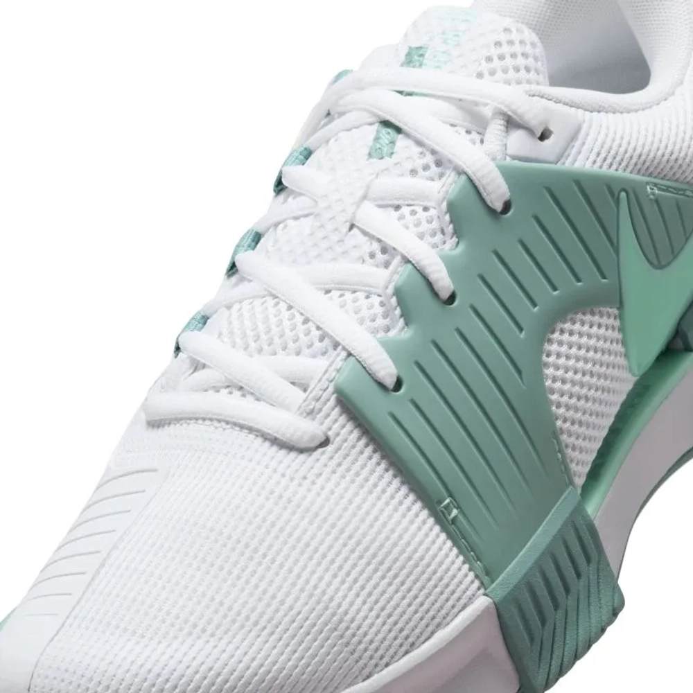 Женские теннисные кроссовки Nike Zoom GP Challenge 1 - white/mint foam/cannon
