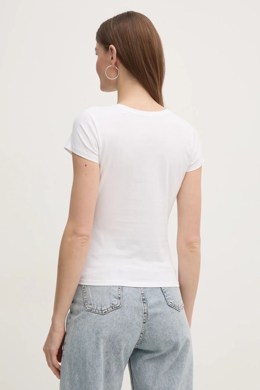 Футболка женская GUESS