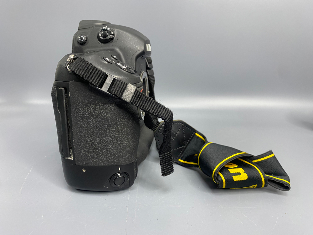 Nikon D3S 397.656 кадров