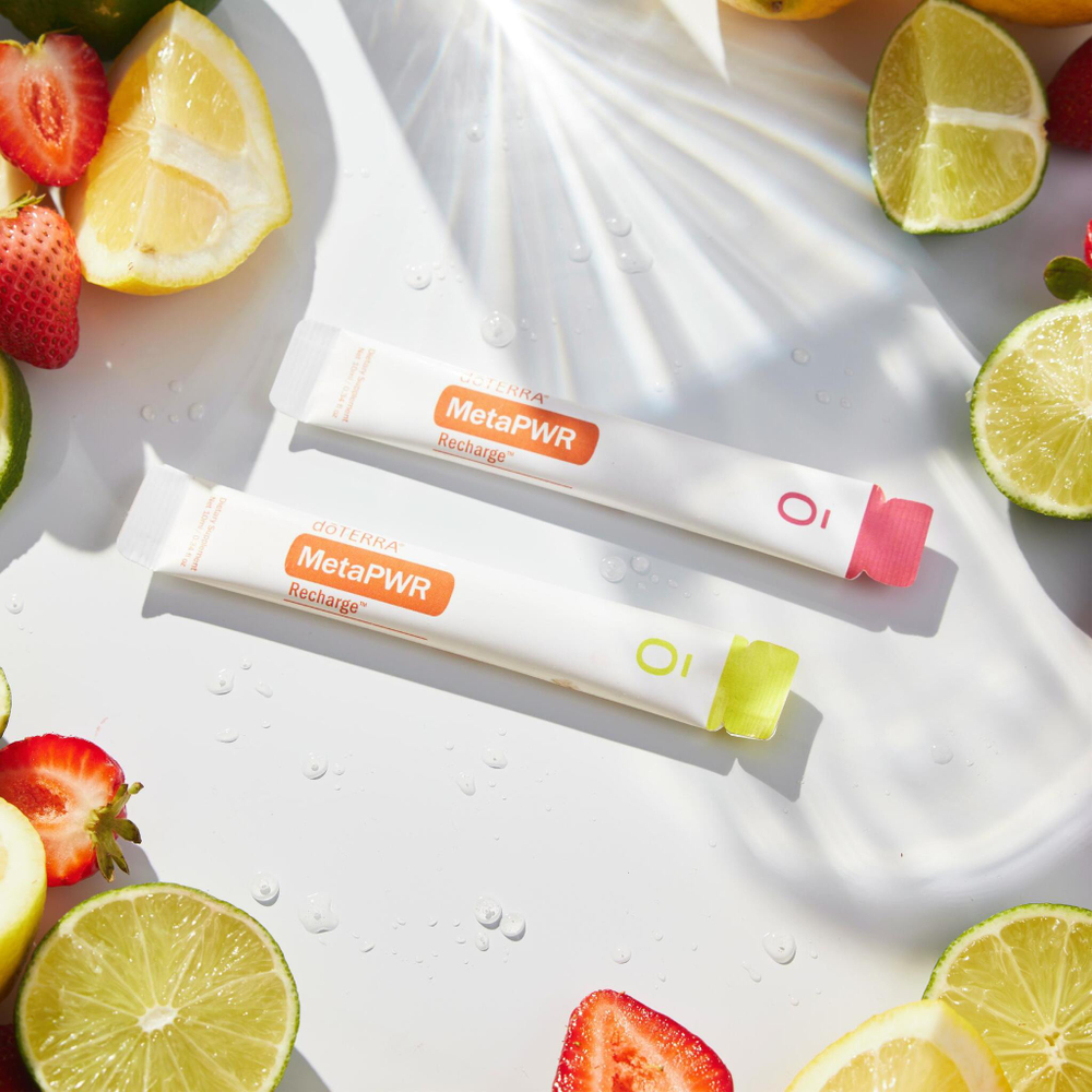 doTERRA MetaPWR Recharge (лимон и лайм) смесь для приготовления электролитного напитка, 30 саше по 10 мл