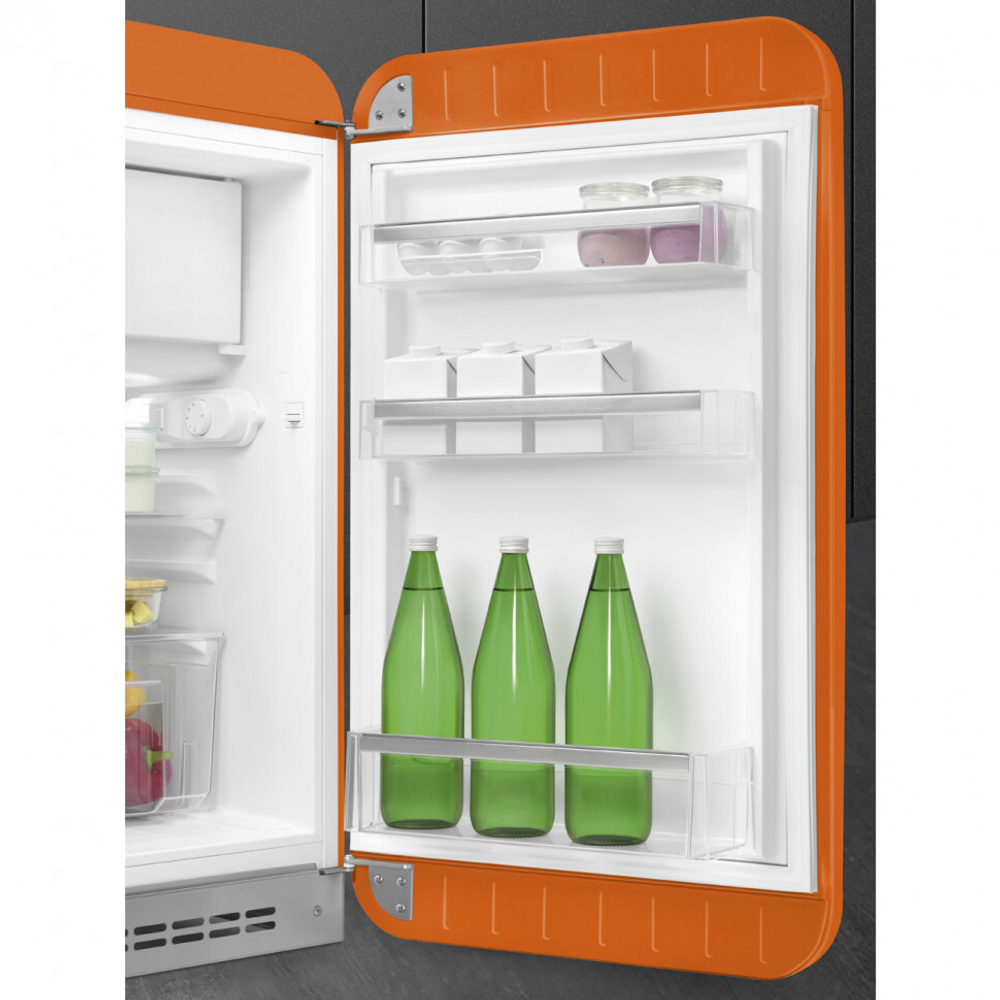 Отдельностоящий однодверный холодильник Smeg FAB10ROR6