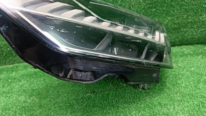 Фара левая Audi A7 2 (2018-н.в.) Matrix LED
