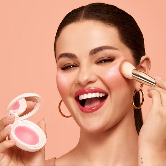 RARE BEAUTY Soft Pinch Luminous Powder Blush