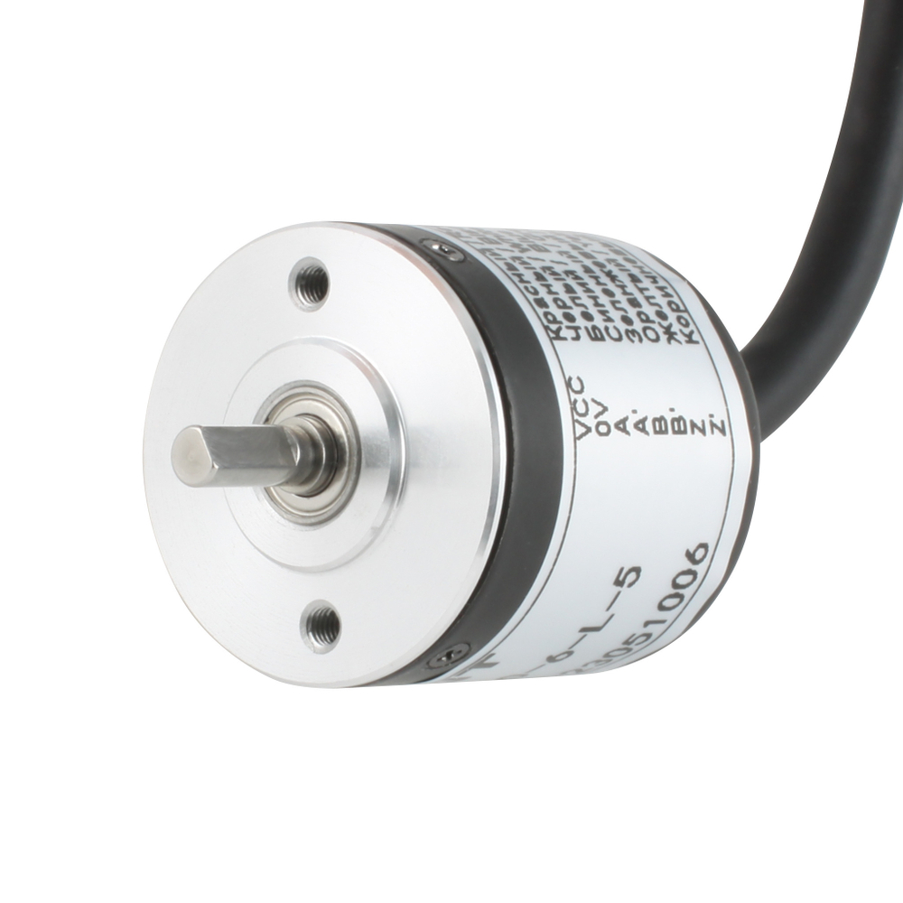 Инкрементальный энкодер INNOCONT ESI-S30-4-200-3-T-24 D=30мм, выступающий вал 4мм, 200 имп/об, 24VDC, выход HTL, IP54, -20…+80°C, аксиальный кабель 2м