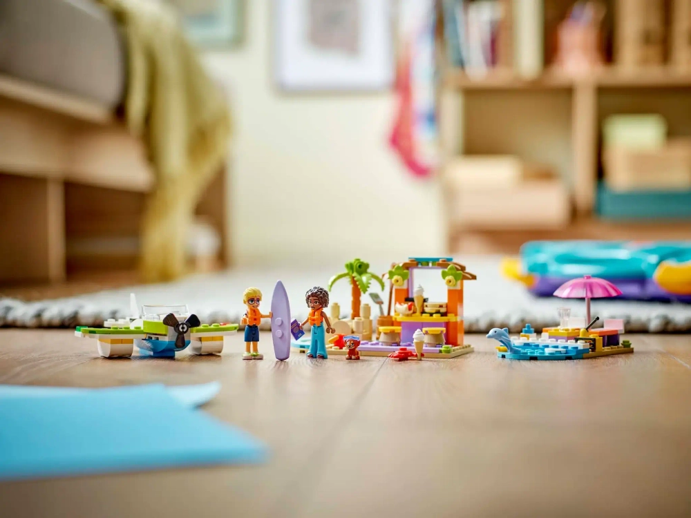 Конструктор LEGO Friends 42672 Креативный пляжный и дорожный чемодан