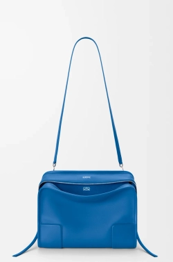 Loewe Большая сумка Amazona 180 из мягкой телячьей кожи, ярко-синий