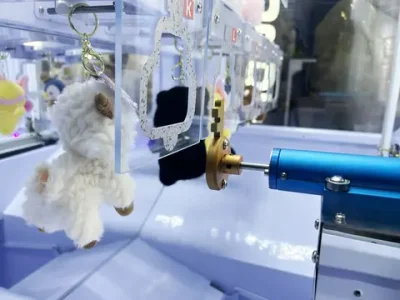 Призовой игровой автомат «Большой Мастер Ключей»