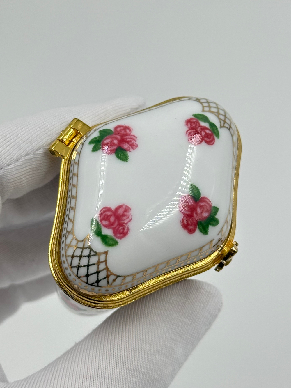 Миниатюрная шкатулка/таблетница Del Prado