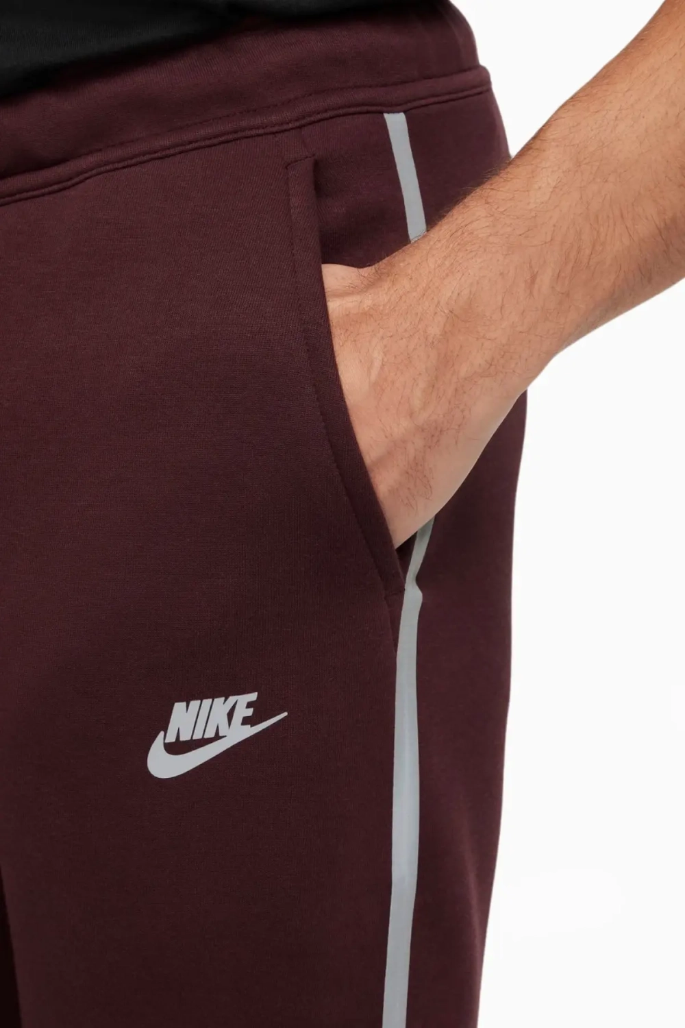 Штаны Nike Sportswear Tech Fleece - бордовый