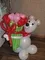 Мишка с букетом сердец