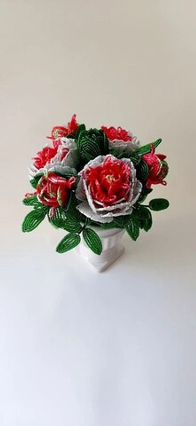 Пионы самоцветы из бисера 20см