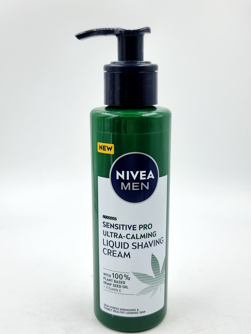 Крем жидкий для бритья NIVEA MEN  Sensitive Pro  с витамином Е и маслом семян кнопли, 200 мл