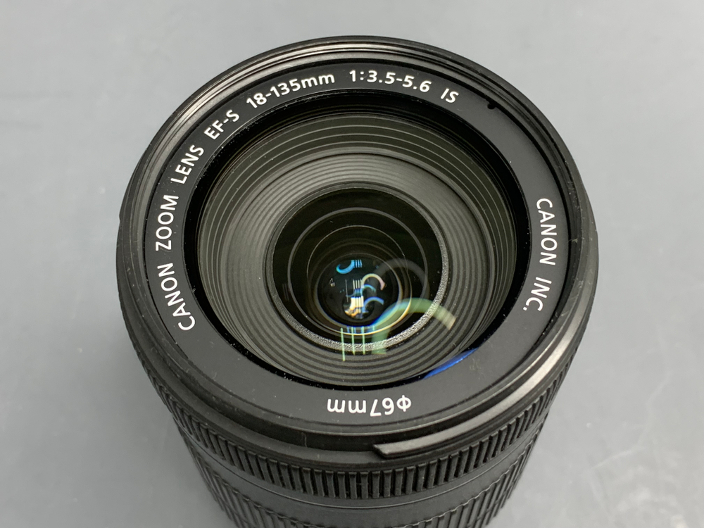 Canon EF-S 18-135mm 3.5-5.6 IS
