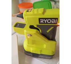 Клеевой пистолет Ryobi 18В RGLM18-0 5133005001