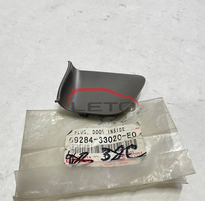 Заглушка салонной ручки (LH) 69284-33020-E0 6928433020E0
