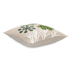 Подушка декоративная с вышивкой Snow flakes из коллекции New Year Essential, 45х45 см