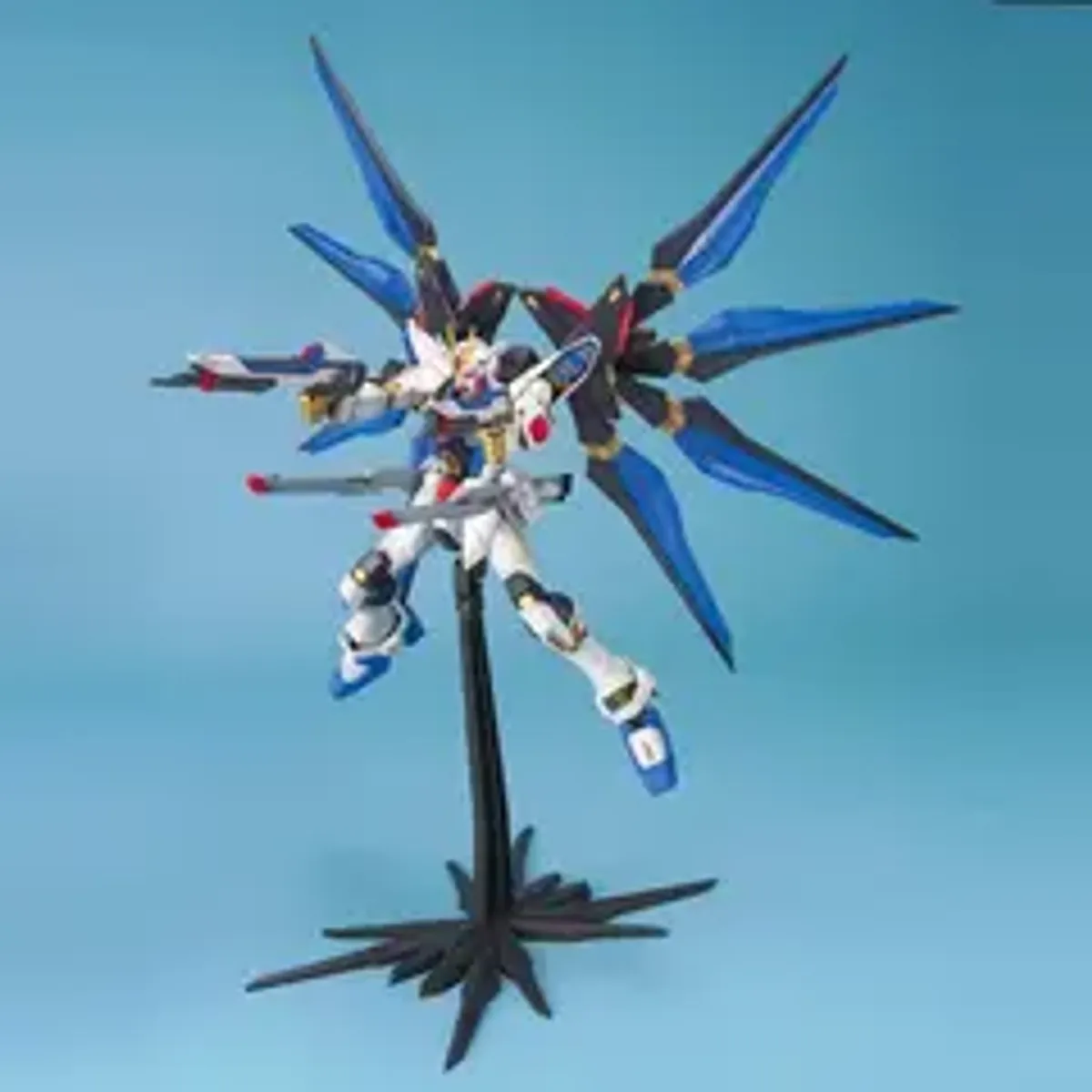Mobile Suit Gundam SEED Destiny. ZGMF-X20A Strike Freedom Gundam 1/100 (MG) (сборная модель)