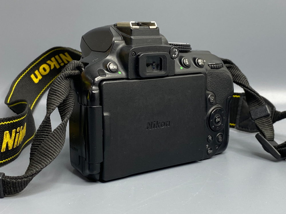 Nikon D5300 Body — 56 500 кадров
